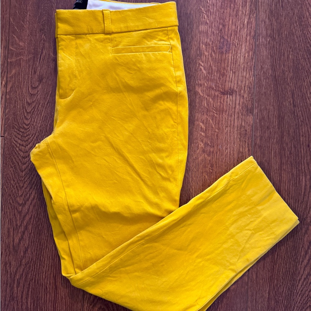 Banana Republic Yellow Pants, Jackson fit
